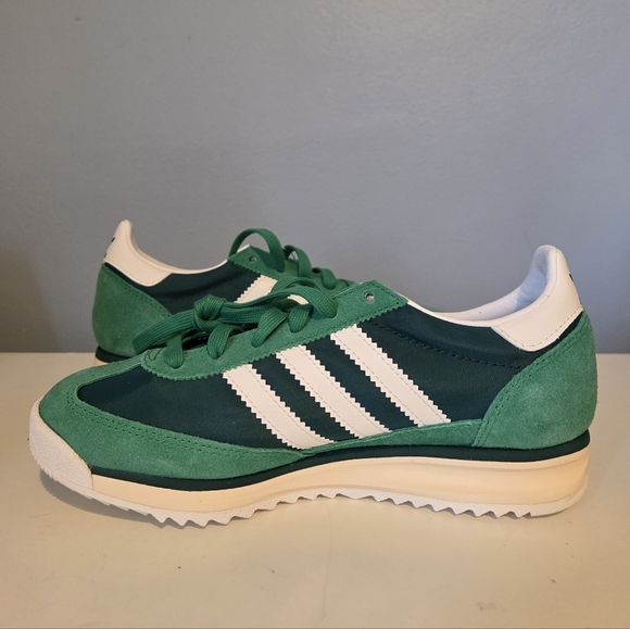 🆕️ Adidas SL 72 RS J Unisex Green and White Sneakers Size 5 - Picture 3 of 10